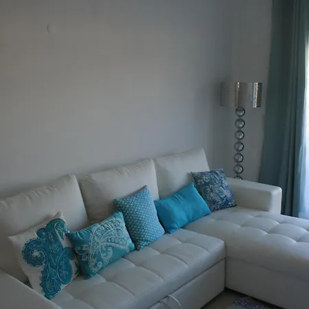 Apartment Barracuda Style *